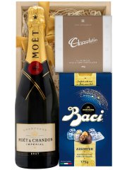 Moet & Chocolates - Champagne Hamper