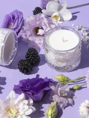 The Aromatherapy Co. FLWR Candle 100g - Purple Reign