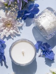 The Aromatherapy Co. FLWR Candle 100g - Forget Me Not