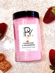 Planet Yum Champagne & Strawberries Mineral Bath Salts Relaxing Soak 350g