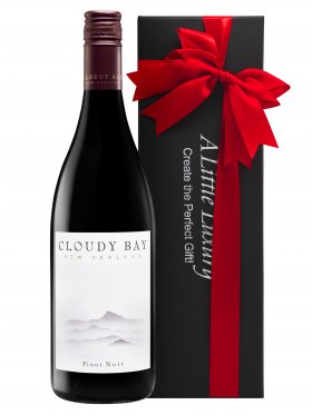 Cloudy Bay New Zealand Pinot Noir (750 ml)